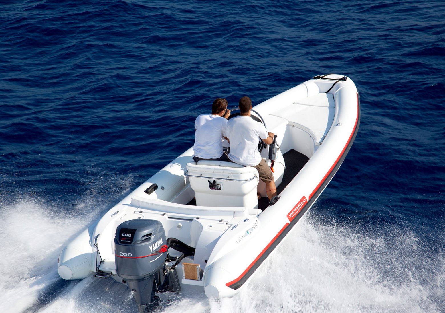 סירה חצי קשיחה TECHNOHULL SEADRUG 688 סטרים יאכטות - סירה חצי קשיחה TECHNOHULL seaDRUG 688 - סטרים יאכטות