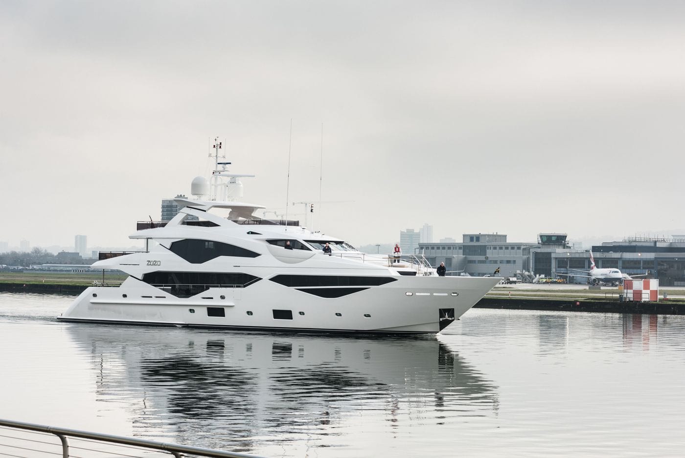 יאכטה Sunseeker Yacht 131 - יאכטה Sunseeker Yacht 131 - סטרים יאכטות