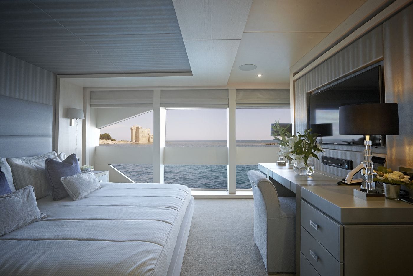 יאכטה SUNSEEKER YACHT 155 - יאכטה SUNSEEKER YACHT 155 - סטרים יאכטות