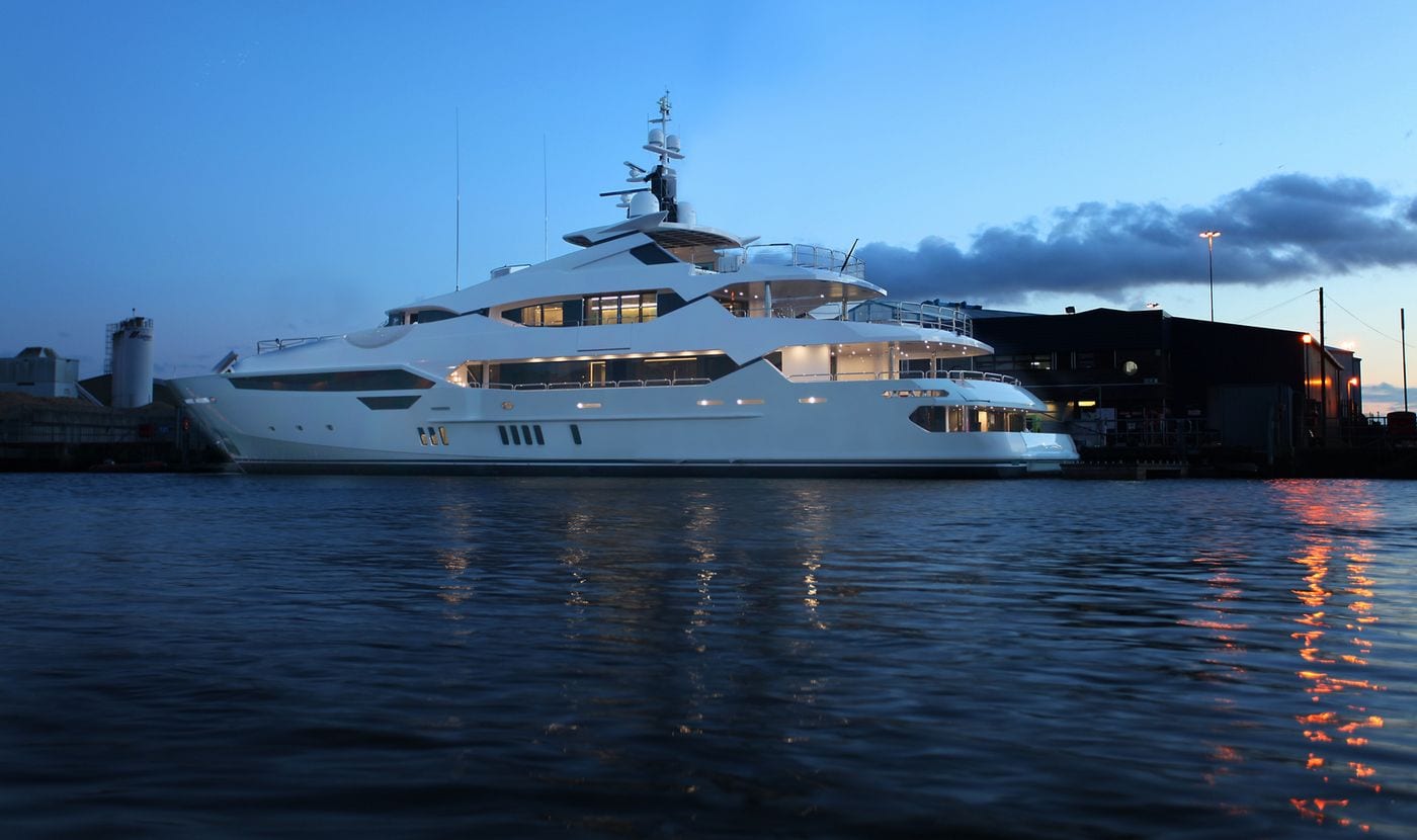 יאכטה SUNSEEKER YACHT 155 - יאכטה SUNSEEKER YACHT 155 - סטרים יאכטות