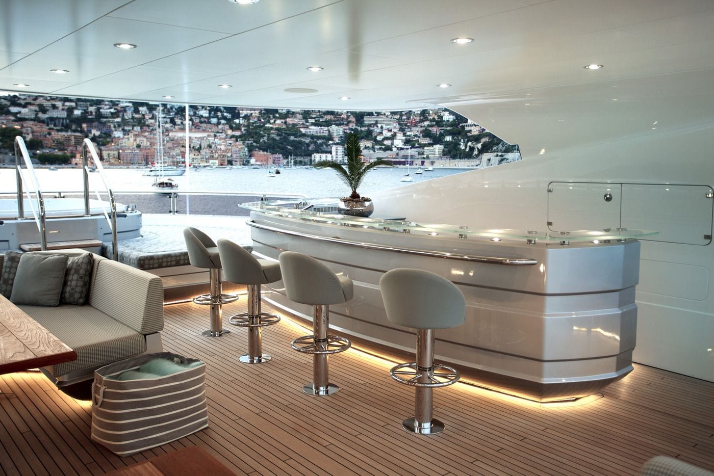 יאכטה SUNSEEKER YACHT 155 - יאכטה SUNSEEKER YACHT 155 - סטרים יאכטות