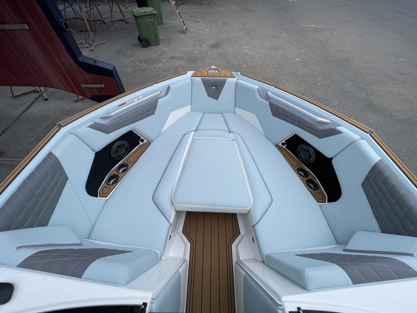 סירת וייקסרף NAUTIQUE S25 2023 - סטרים יאכטות