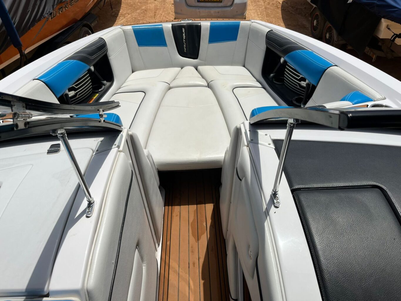 סירת ווייקסרף ווייקבורד NAUTIQUE G25 2015 יד שנייה - סטרים יאכטות 