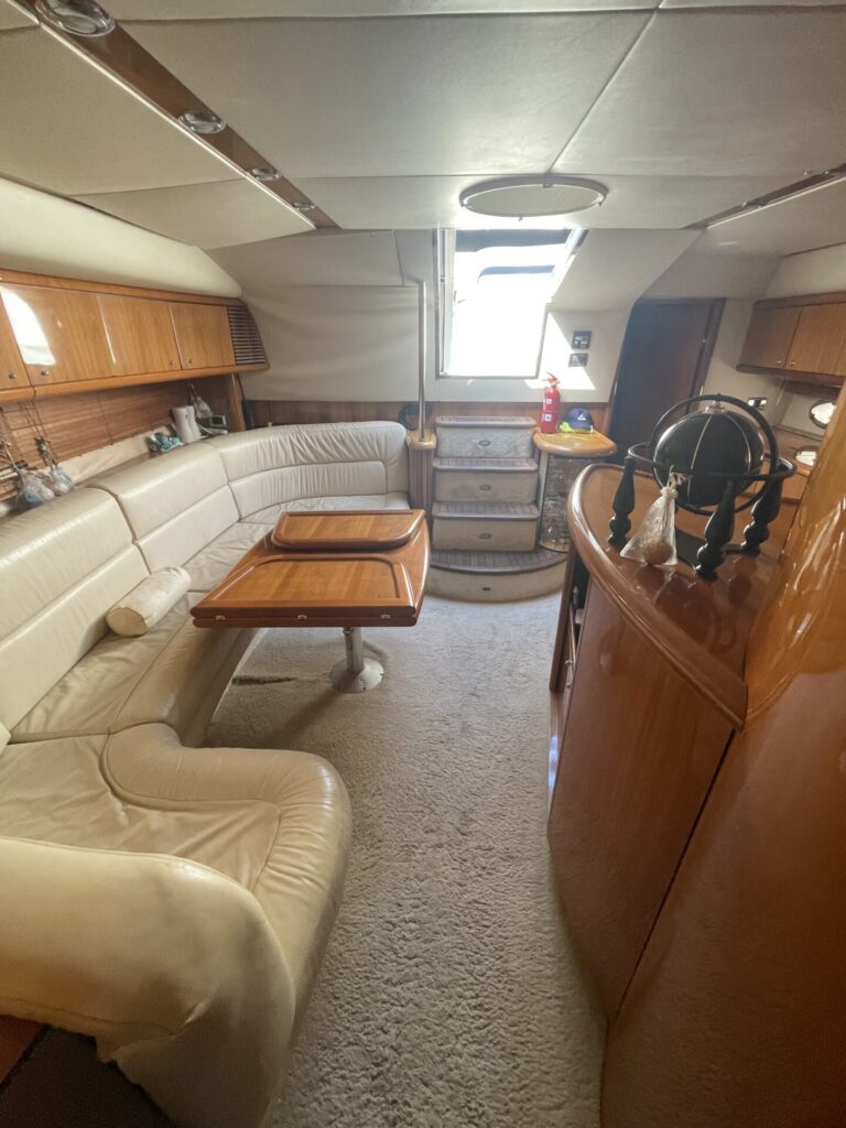 יאכטה יוקרתית SUNSEEKER CAMARAGUE 50 2002 - סטרים יאכטות