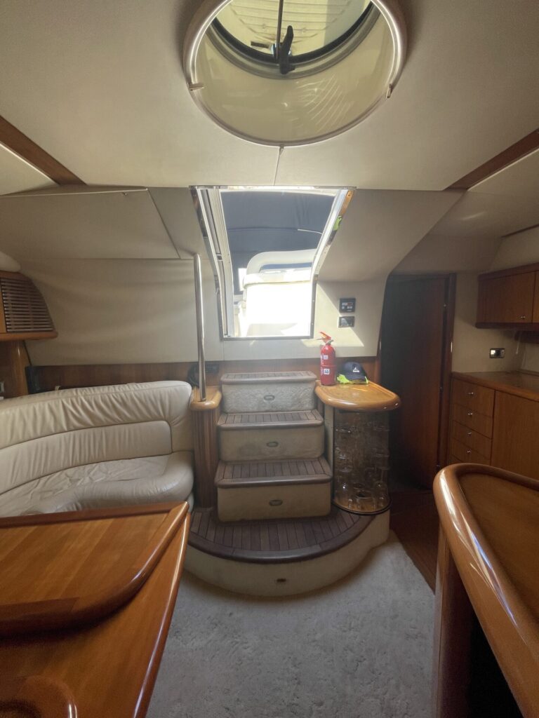 יאכטה יוקרתית SUNSEEKER CAMARAGUE 50 2002 - סטרים יאכטות