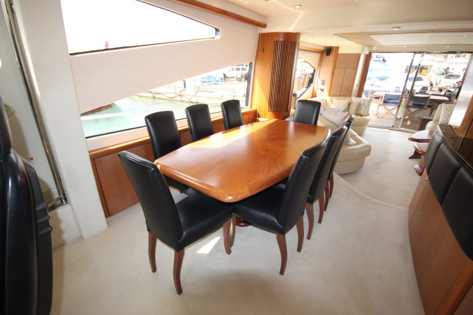 מנועית Sunseeker 75 Yacht יד שנייה - סטרים יאכטות