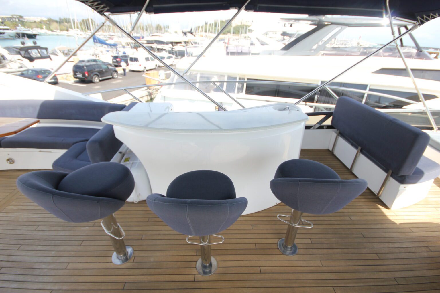 מנועית Sunseeker 75 Yacht יד שנייה - סטרים יאכטות