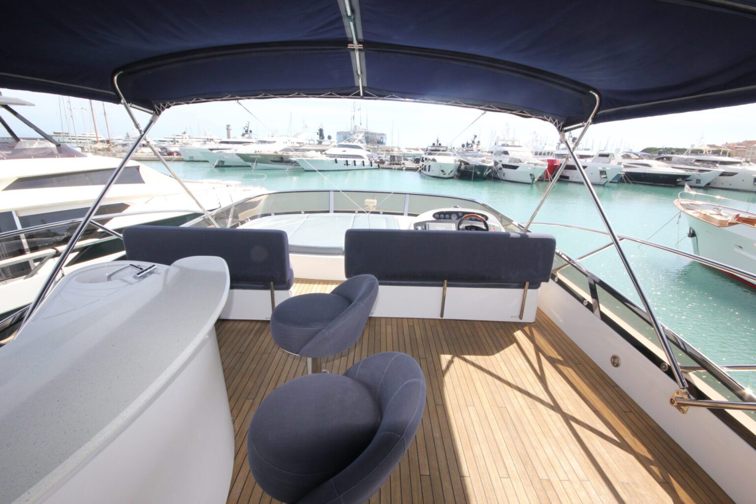 מנועית Sunseeker 75 Yacht יד שנייה - סטרים יאכטות