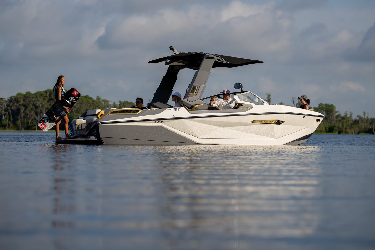 סירת וויקסרף/וויקבורד NAUTIQUE G23 PARAGON - סטרים יאכטות