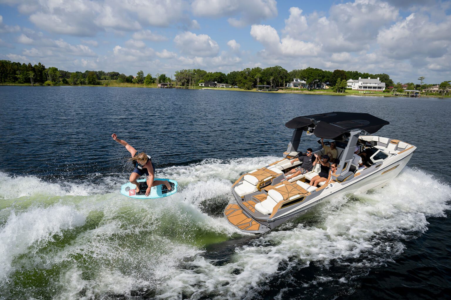 סירת וויקסרף/וויקבורד NAUTIQUE G23 PARAGON - סטרים יאכטות