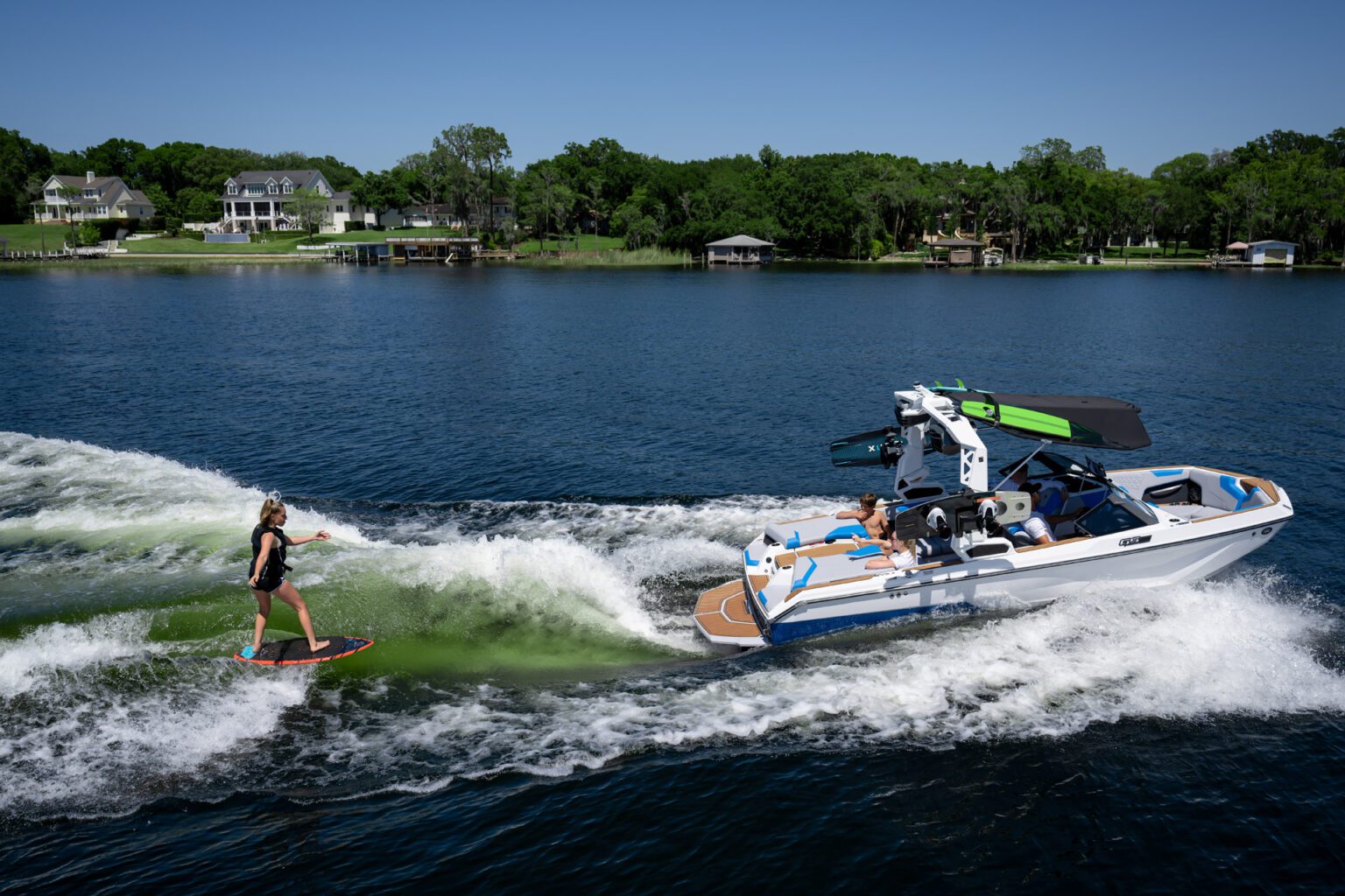 סירת ספורט וויקסרף וויקבורד וסקי NAUTIQUE GS20 2024 - סטרים יאכטות