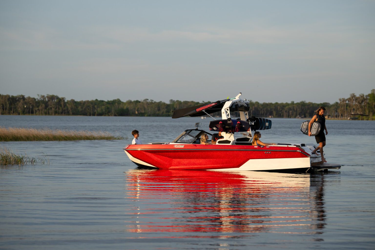 סירת ספורט וויקסרף וויקבורד וסקי NAUTIQUE GS22 2024 - סטרים יאכטות