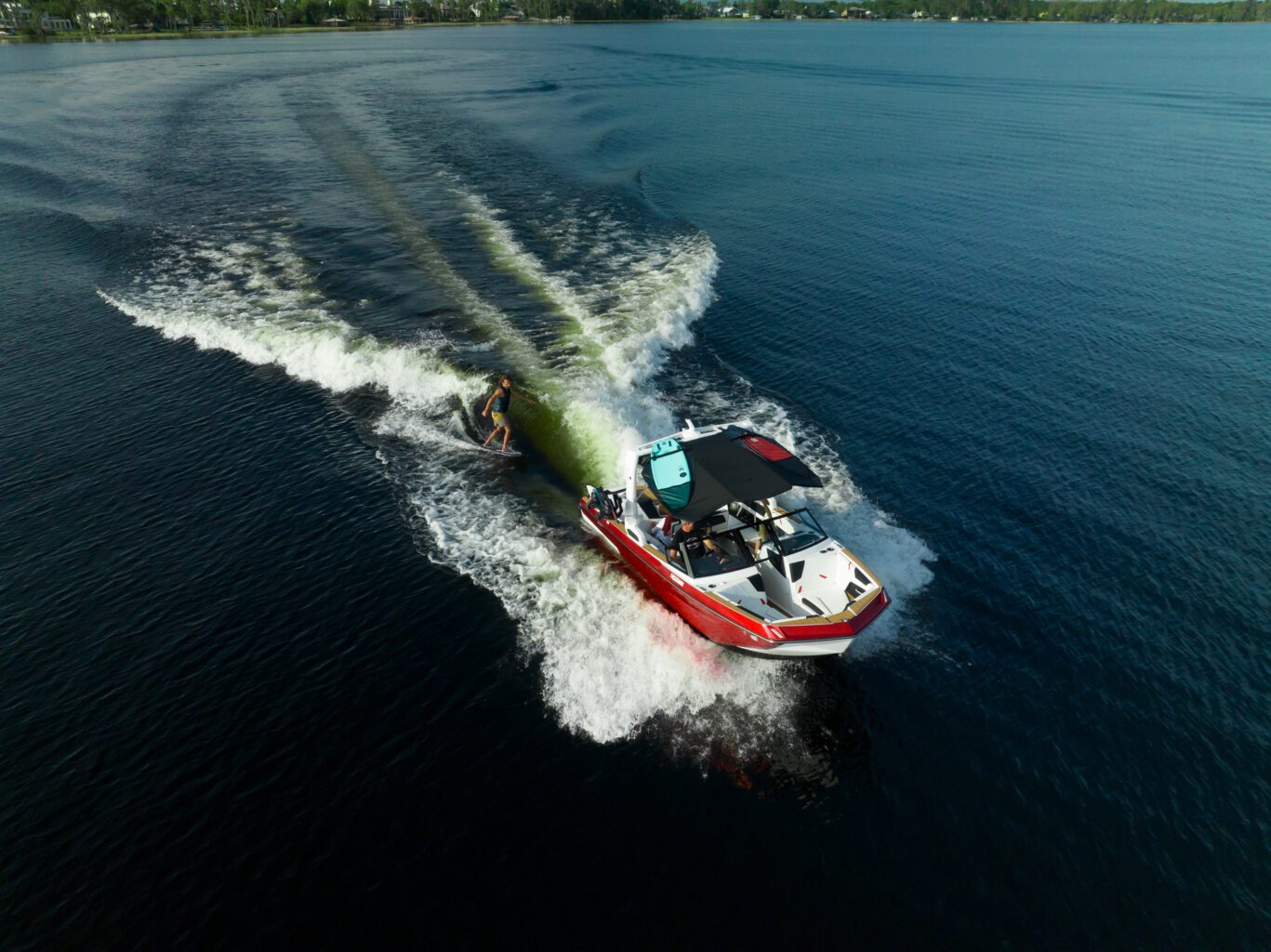 סירת ספורט וויקסרף וויקבורד וסקי NAUTIQUE GS22 2024 - סטרים יאכטות