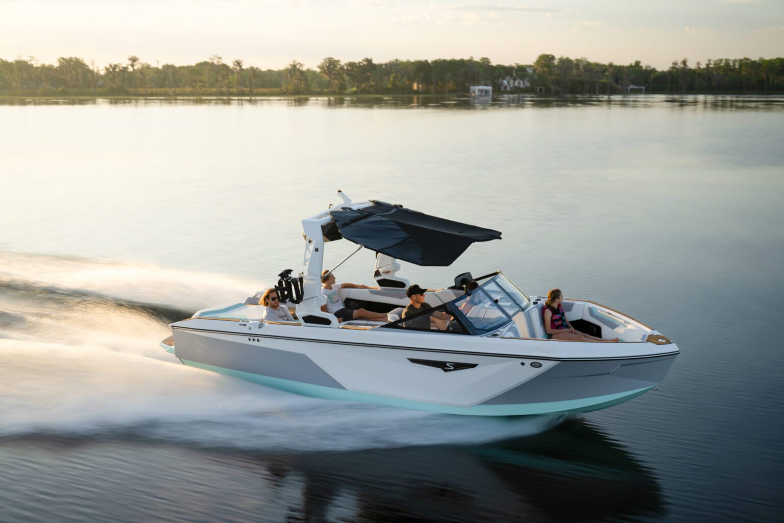 סירת וויקסרף/וויקבורד NAUTIQUE S23 2024 - סטרים יאכטות