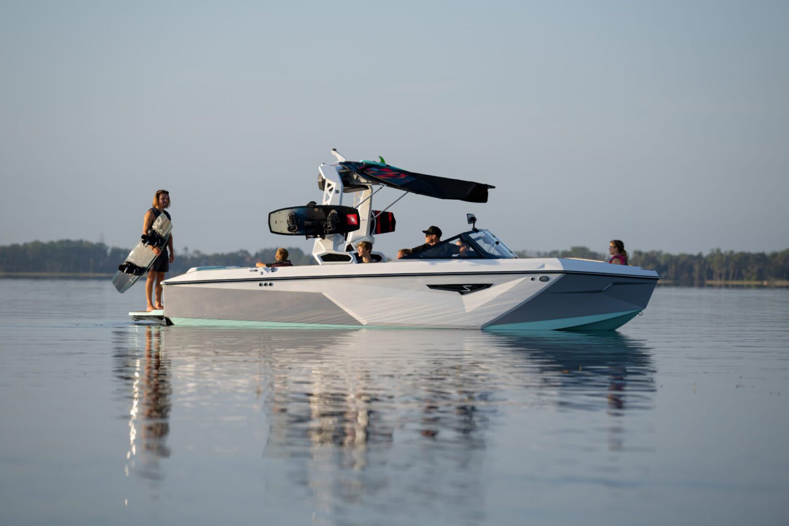 סירת וויקסרף/וויקבורד NAUTIQUE S23 2024 - סטרים יאכטות