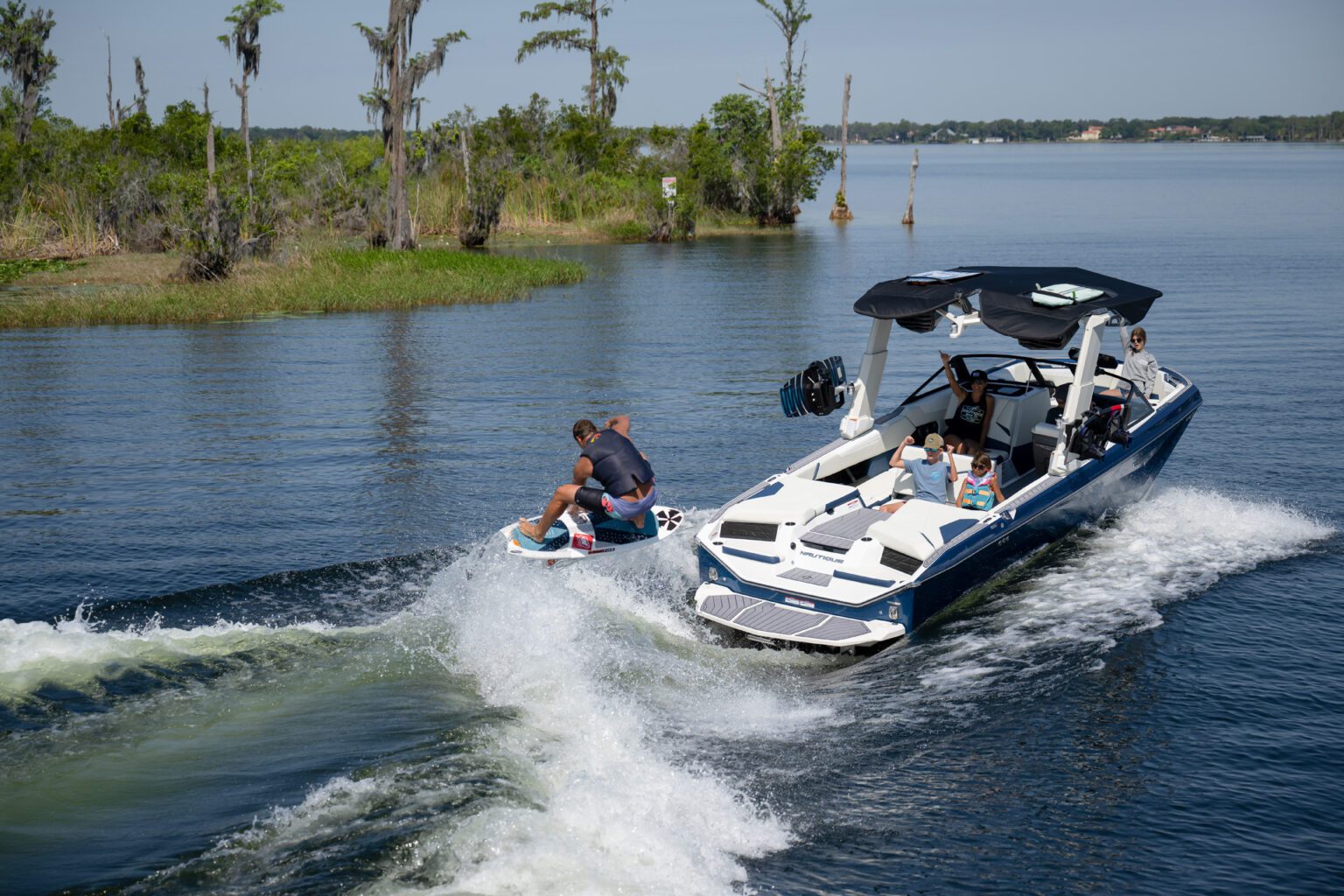 סירת וויקסרף/וויקבורד NAUTIQUE S25 2024 - סטרים יאכטות