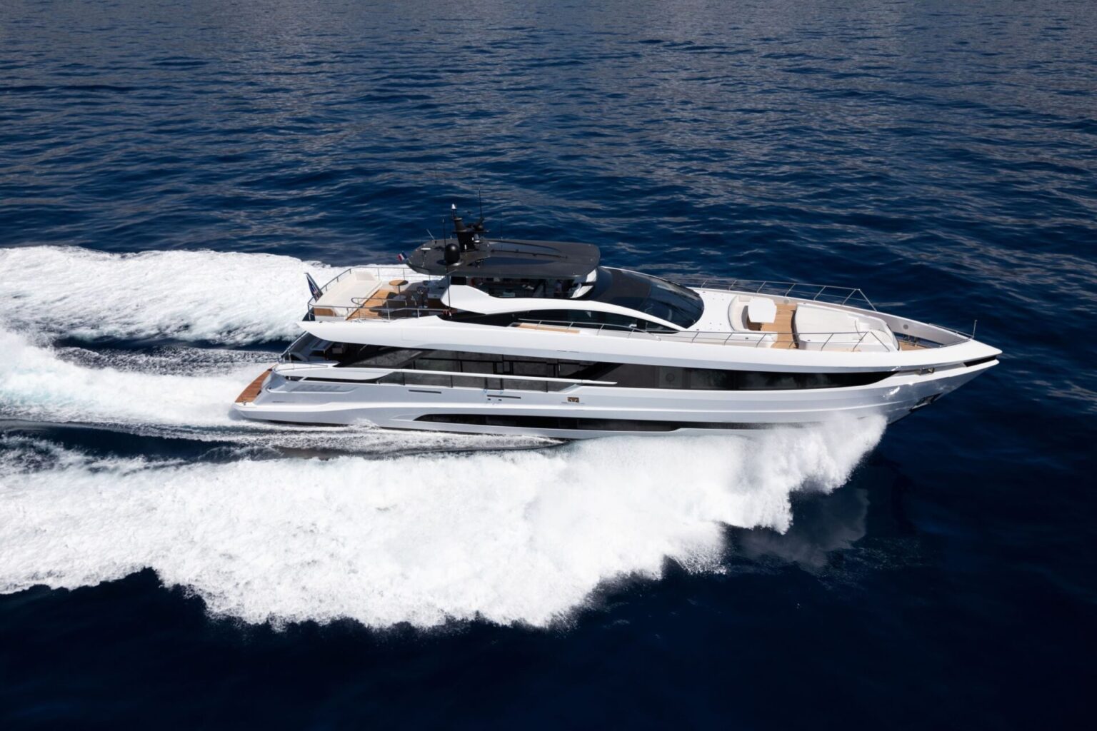 Mangusta GranSport 33 - סטרים יאכטות