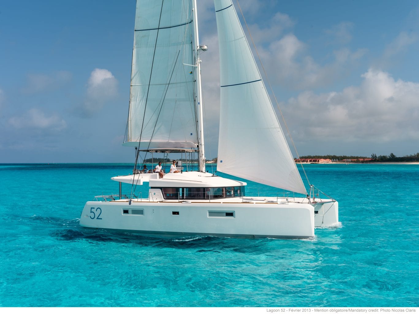 יאכטה קטמרן LAGOON 52F - סטרים יאכטות