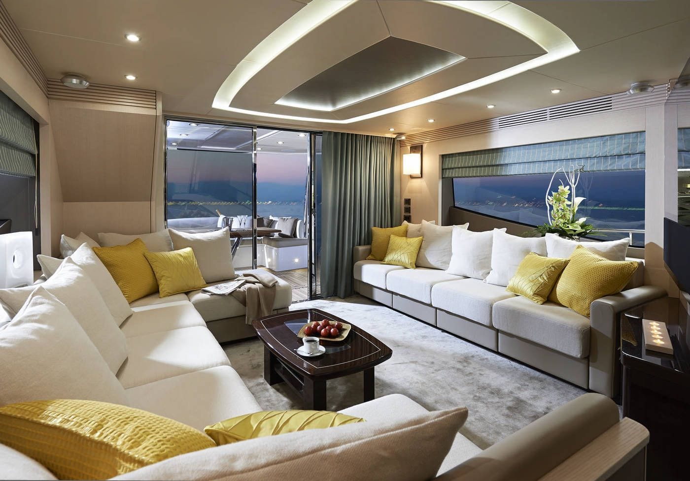 יאכטה Sunseeker Yacht 75 - יאכטה Sunseeker Yacht 75 - סטרים יאכטות