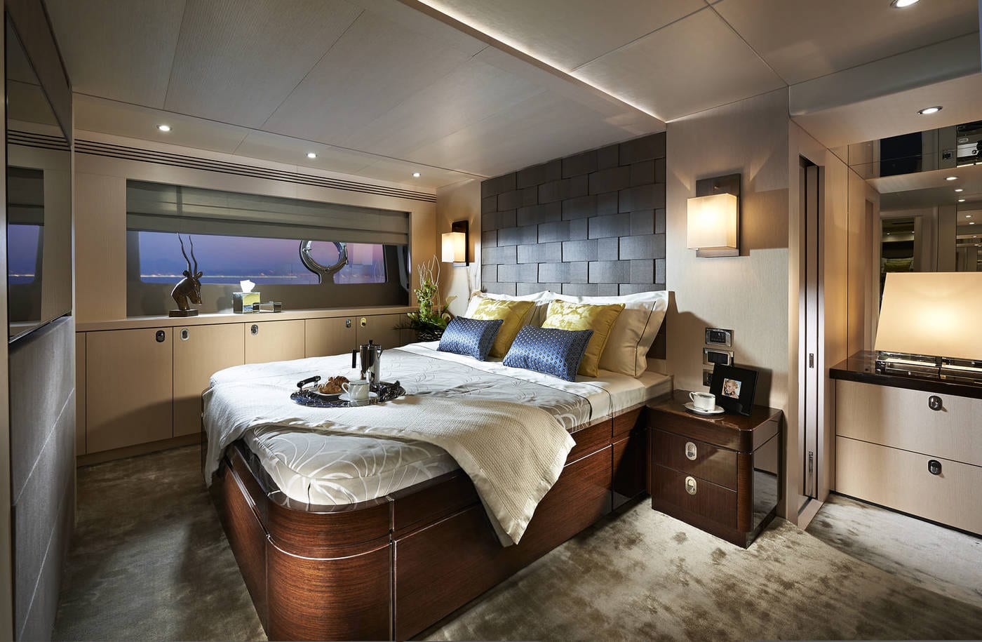 יאכטה Sunseeker Yacht 75 - יאכטה Sunseeker Yacht 75 - סטרים יאכטות