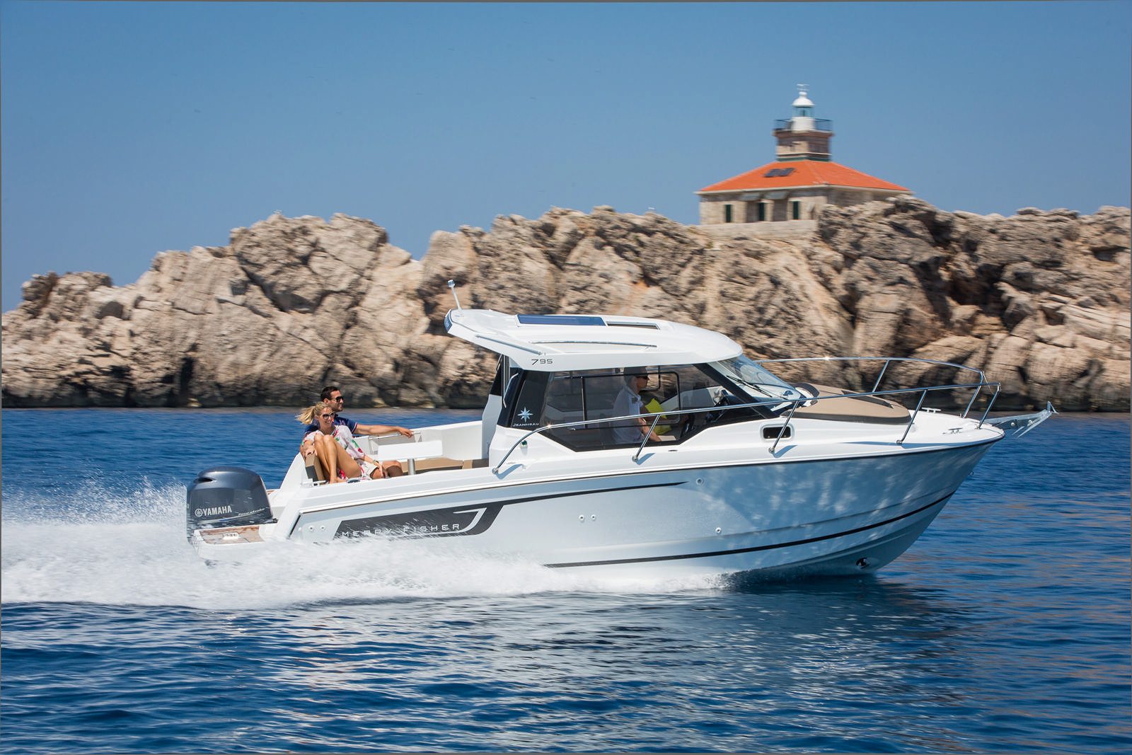 סירת מנוע JEANNEAU MERRY FISHER 795 - סירת מנוע JEANNEAU MERRY FISHER 795 - סטרים יאכטות