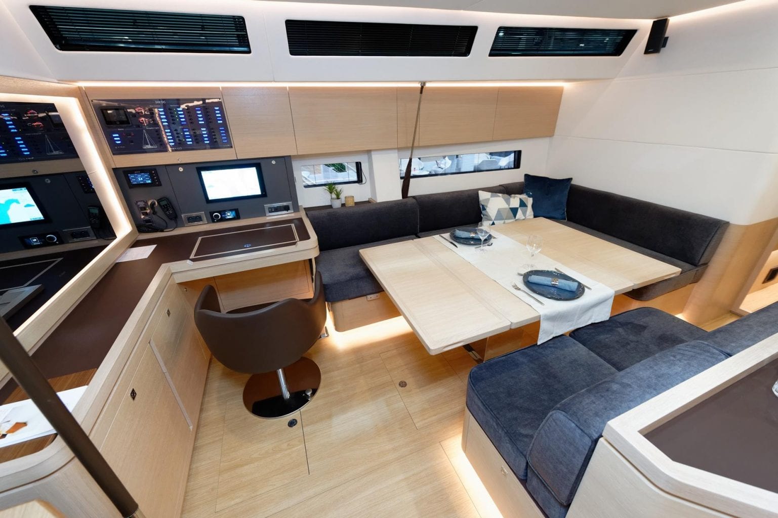 AMEL 60 - Stream Yachts