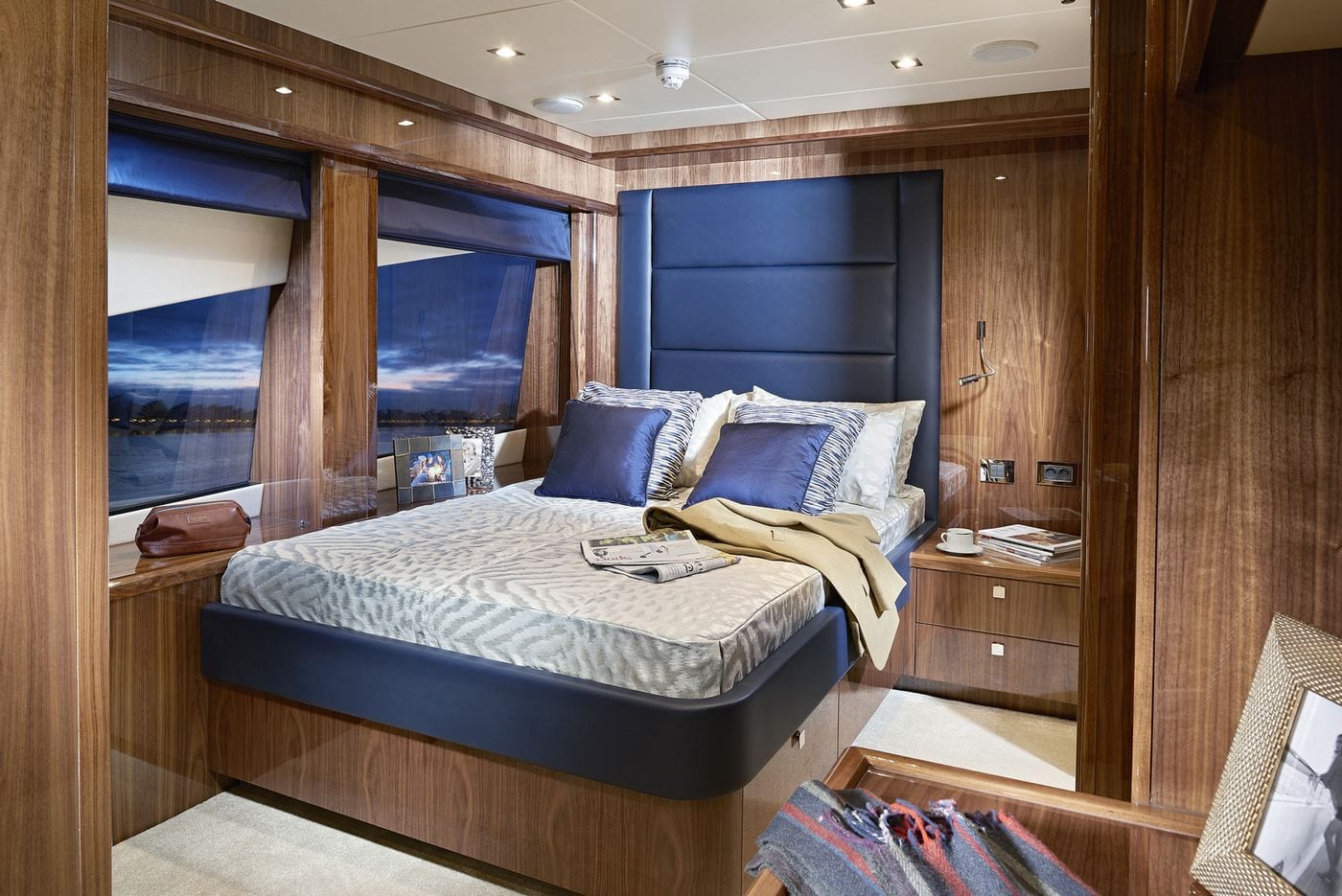 יאכטה Sunseeker Yacht 131 - יאכטה Sunseeker Yacht 131 - סטרים יאכטות