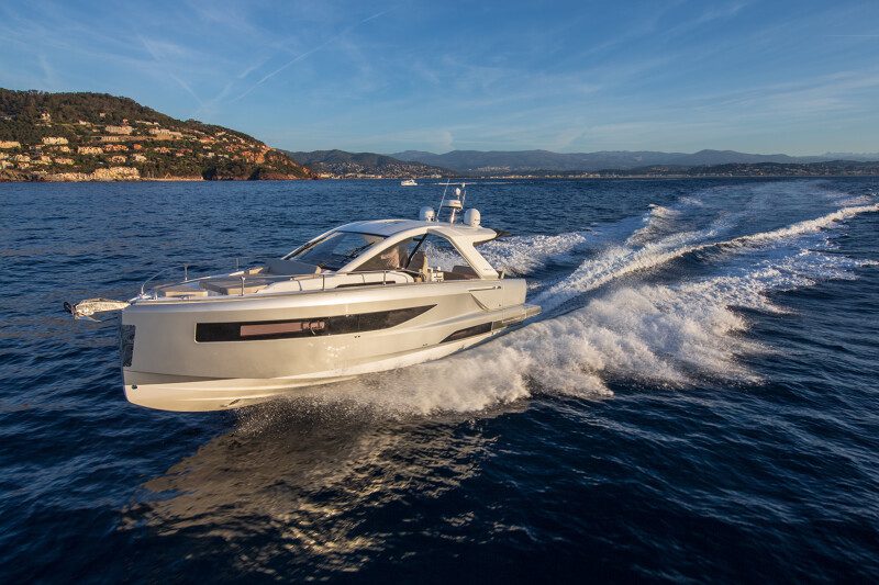 JEANNEAU DB/37 INBOARD - סטרים יאכטות