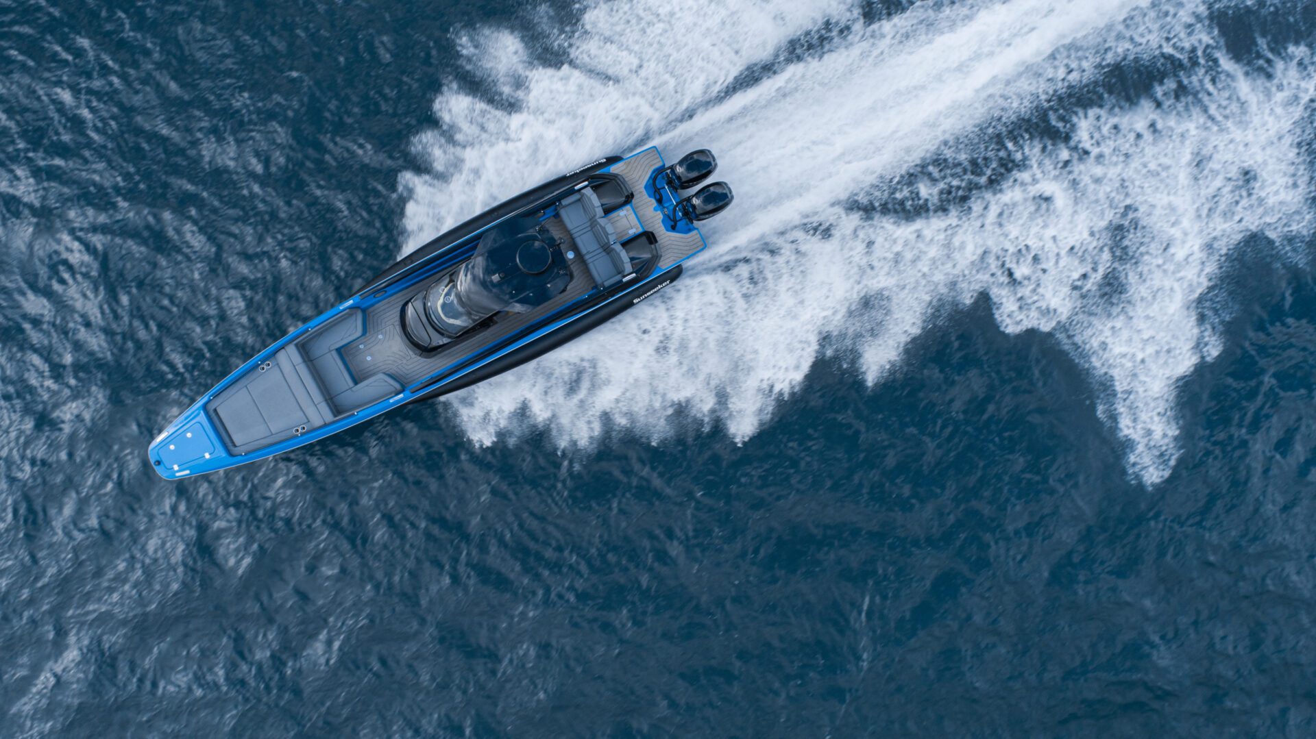 SUNSEEKER HAWK 38 - סטרים יאכטות