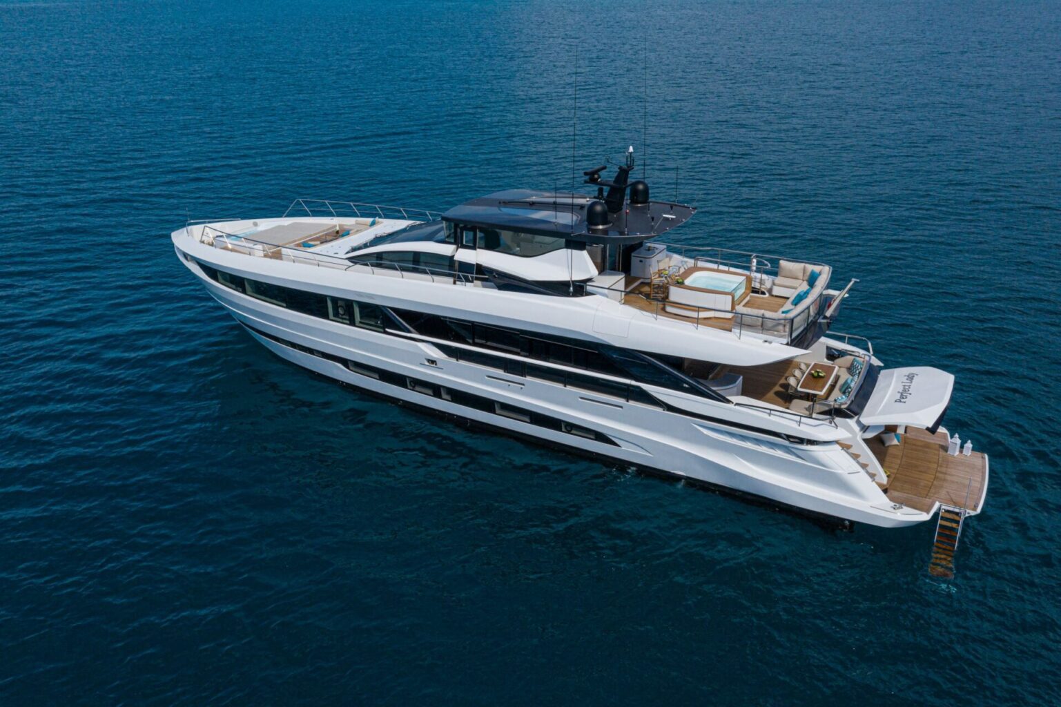 Mangusta GranSport 33 - סטרים יאכטות