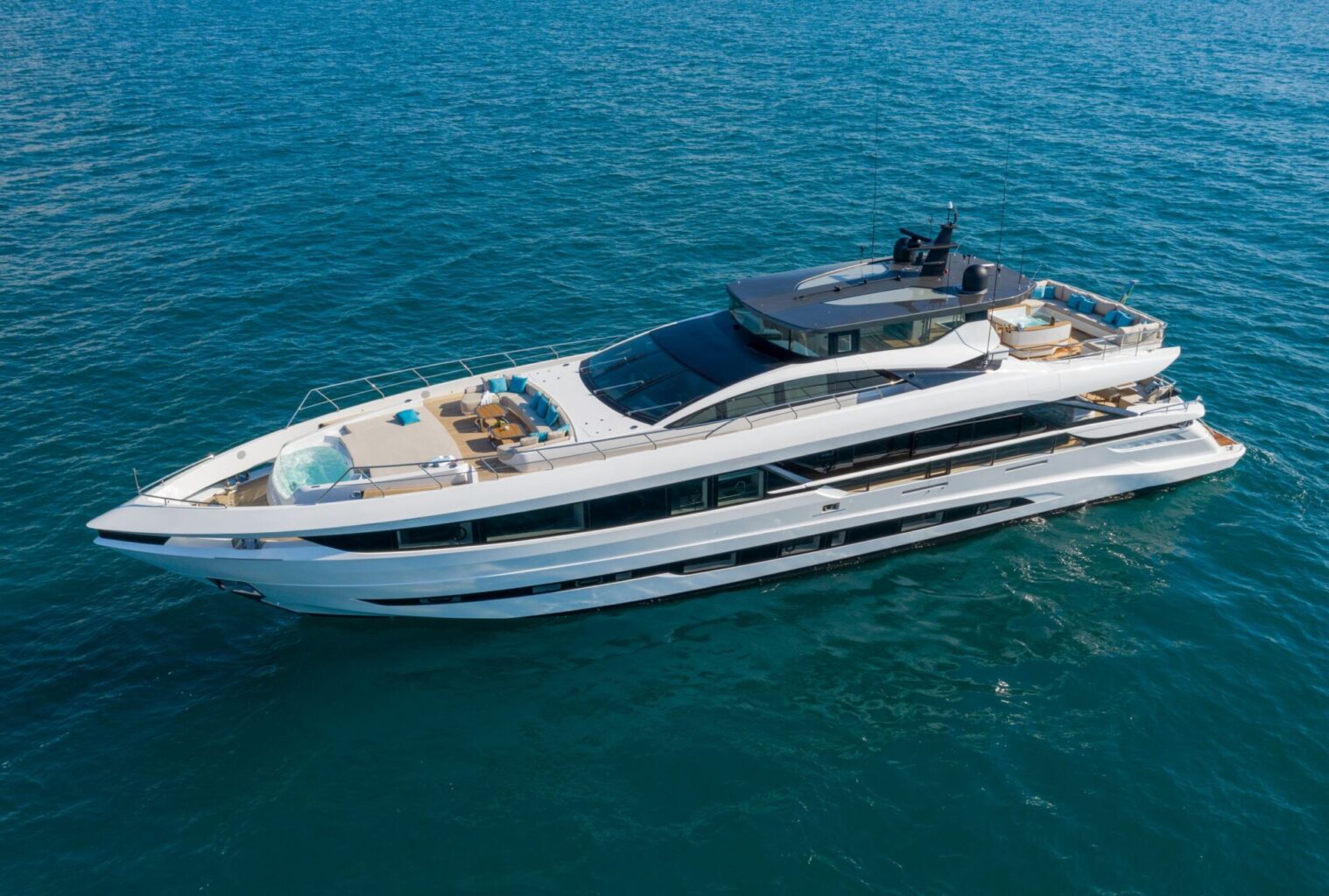 Mangusta GranSport 33 - סטרים יאכטות