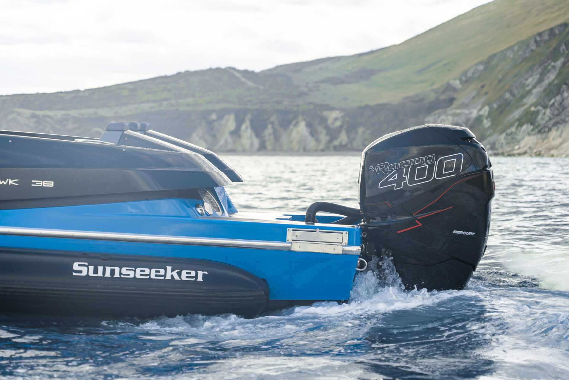 SUNSEEKER HAWK 38 - סטרים יאכטות