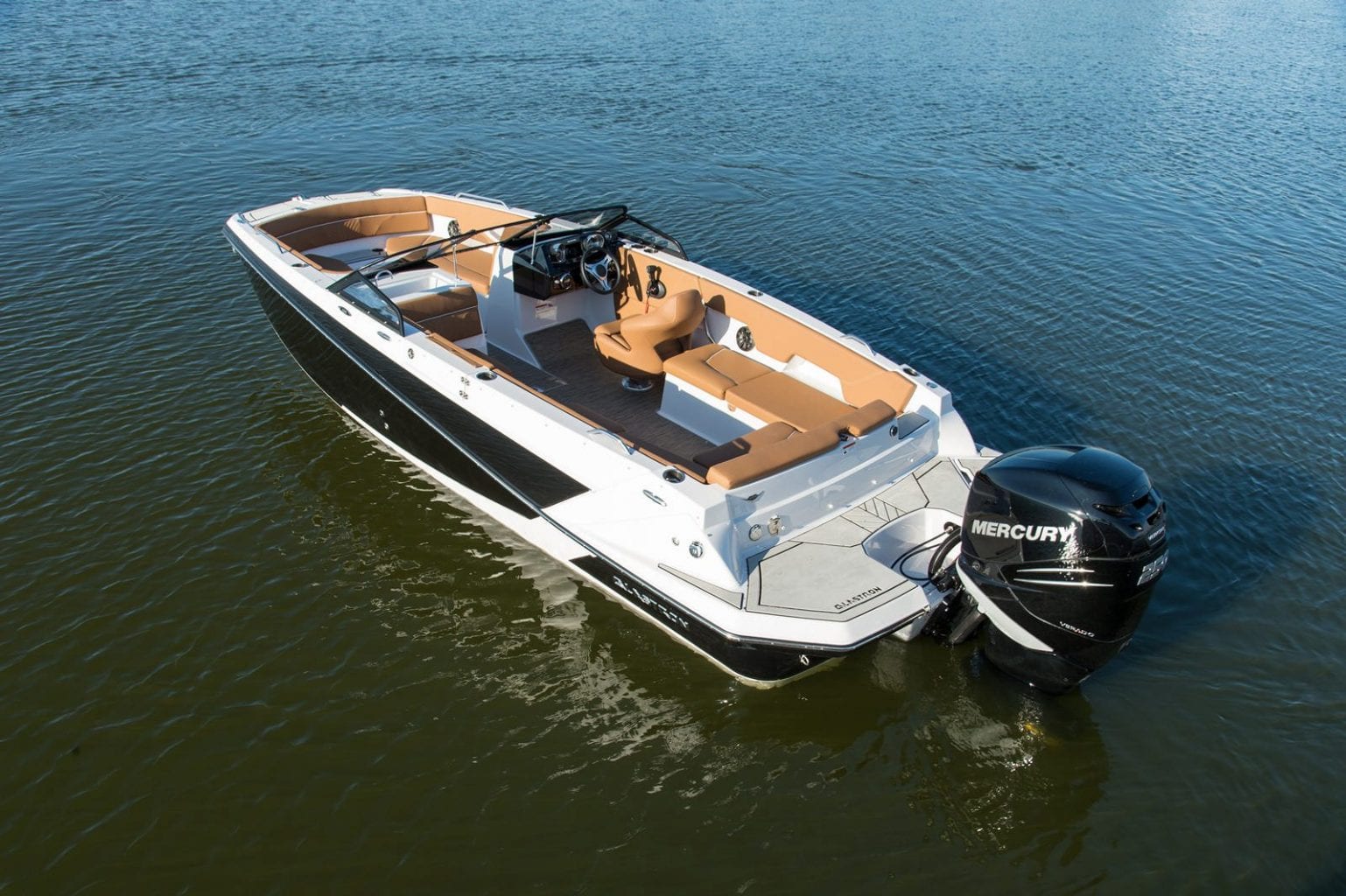 סירת ספורט GLASTRON GTD 220 - סירת ספורט Glastron GTD 220 - סטרים יאכטות