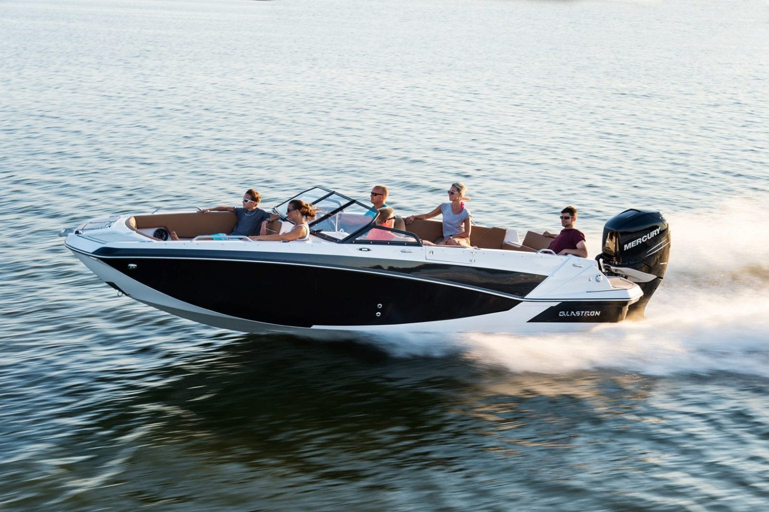 סירת ספורט GLASTRON GTD 220 - סירת ספורט Glastron GTD 220 - סטרים יאכטות