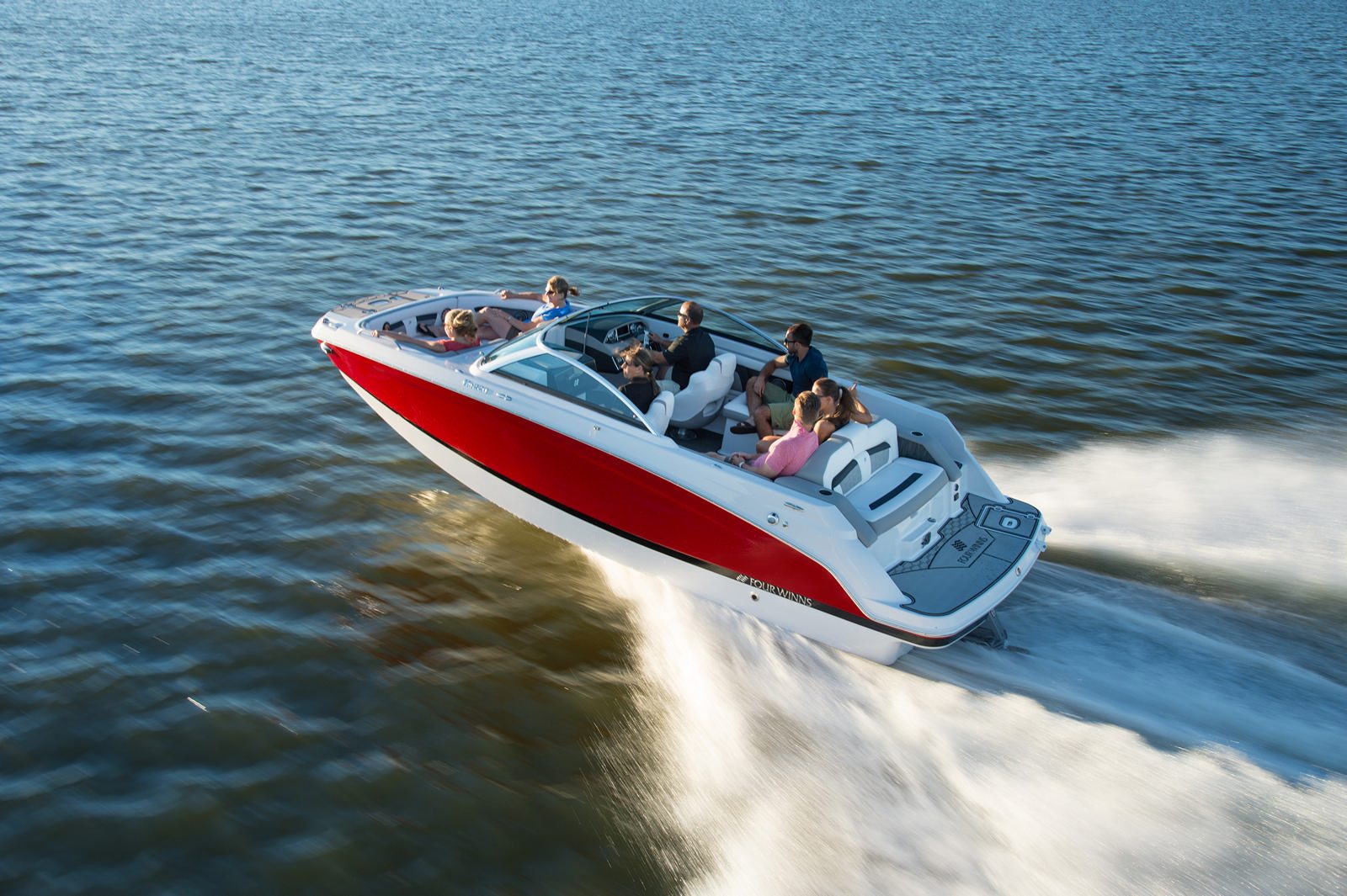 סירת מנוע (ספורט) Four Winns 220 - סירת מנוע (ספורט) Four Winns 220 - סטרים יאכטות