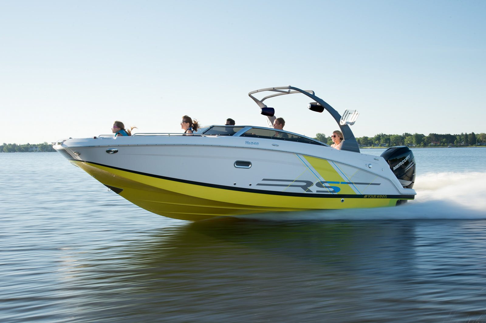 סירת מנוע (ספורט) Four Winns 240 - סירת מנוע (ספורט) Four Winns 240 - סטרים יאכטות