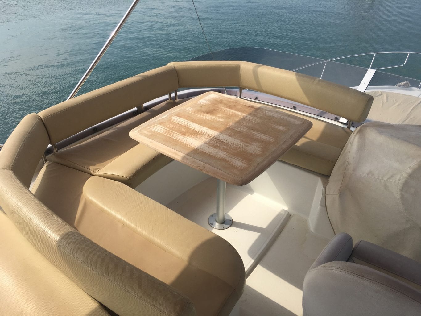 יאכטה מנועית Beneteau Antares 42 שנת דגם 2011- יד שניה - סטרים יאכטות