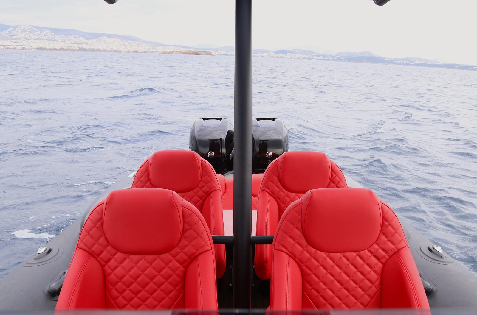 סירת ספורט GLASTRON GTD 205 - סירה חצי קשיחה TECHNOHULL seaDNA999G5 - סטרים יאכטות