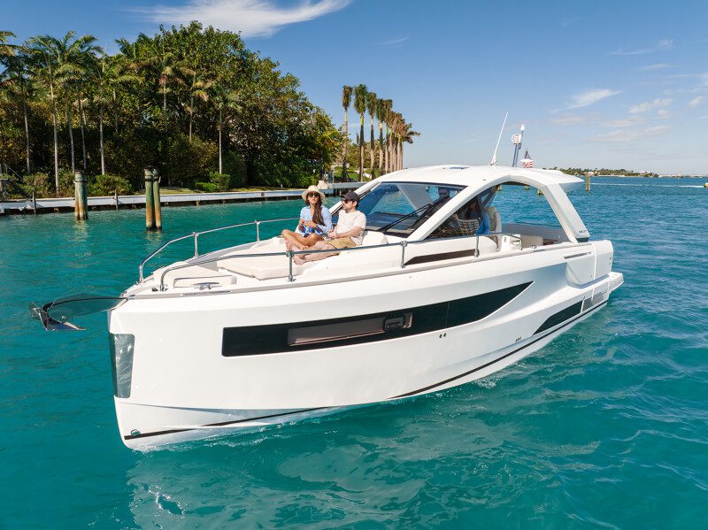 JEANNEAU DB/37 OUTBOARD - סטרים יאכטות