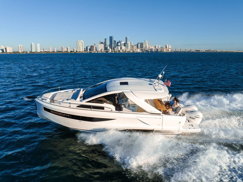 JEANNEAU DB/37 OUTBOARD - סטרים יאכטות