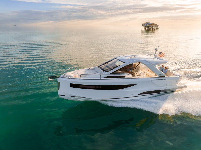JEANNEAU DB/37 OUTBOARD - סטרים יאכטות