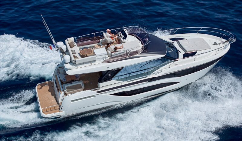 Prestige F4 - Stream Yachts