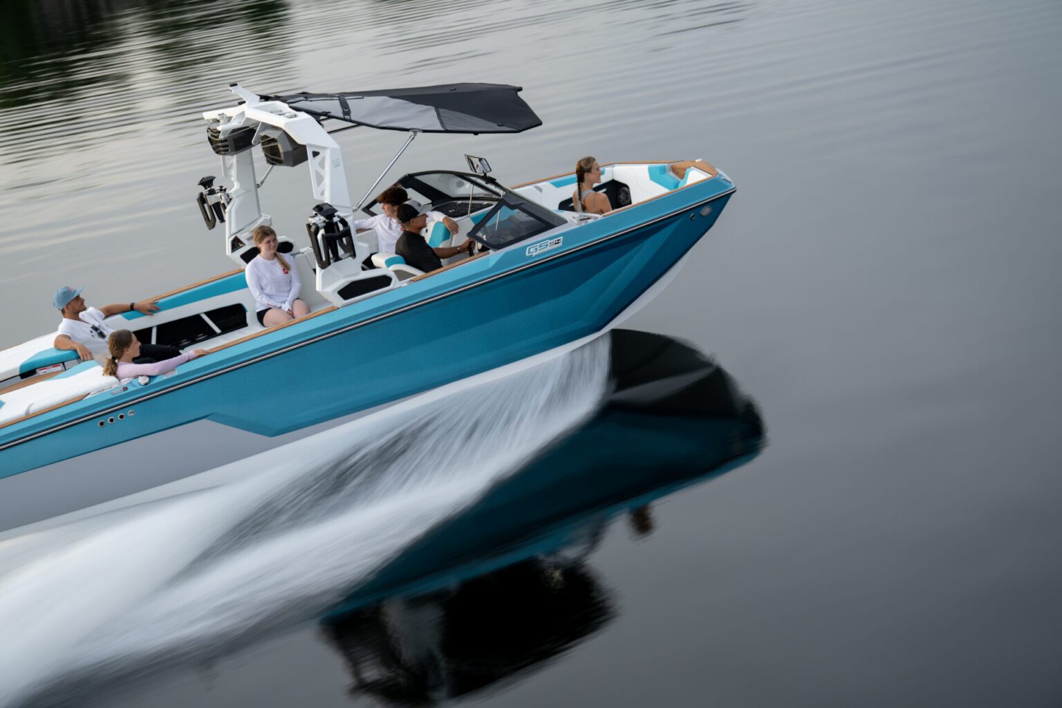 סירת ספורט וויקסרף וויקבורד וסקי NAUTIQUE GS24 2024 - סטרים יאכטות