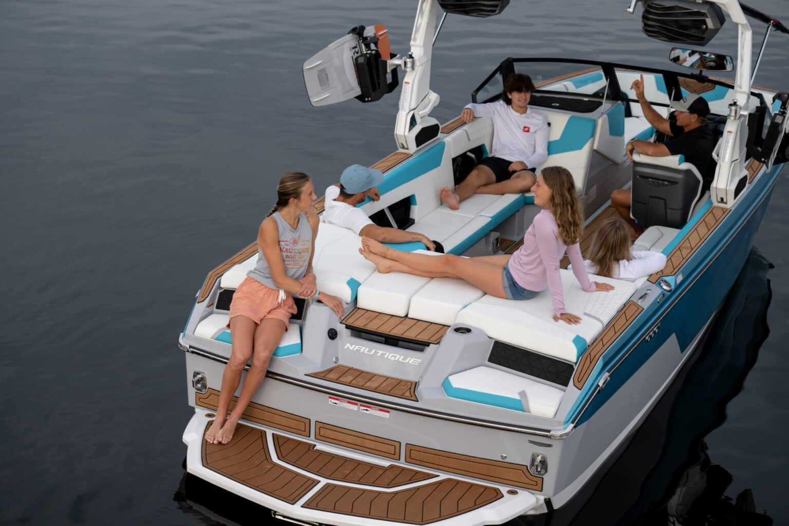 סירת ספורט וויקסרף וויקבורד וסקי NAUTIQUE GS24 2024 - סטרים יאכטות