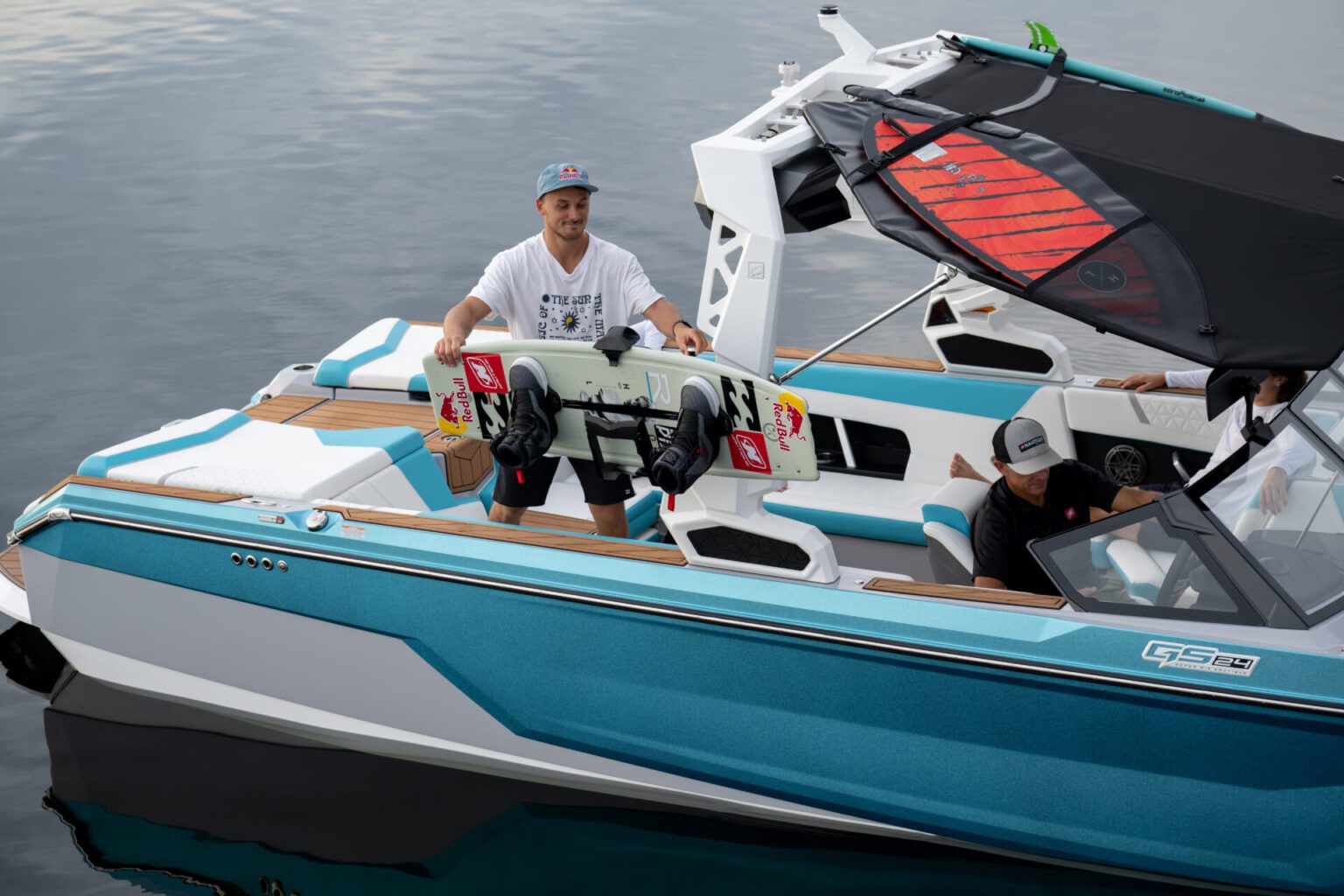 סירת ספורט וויקסרף וויקבורד וסקי NAUTIQUE GS24 2024 - סטרים יאכטות