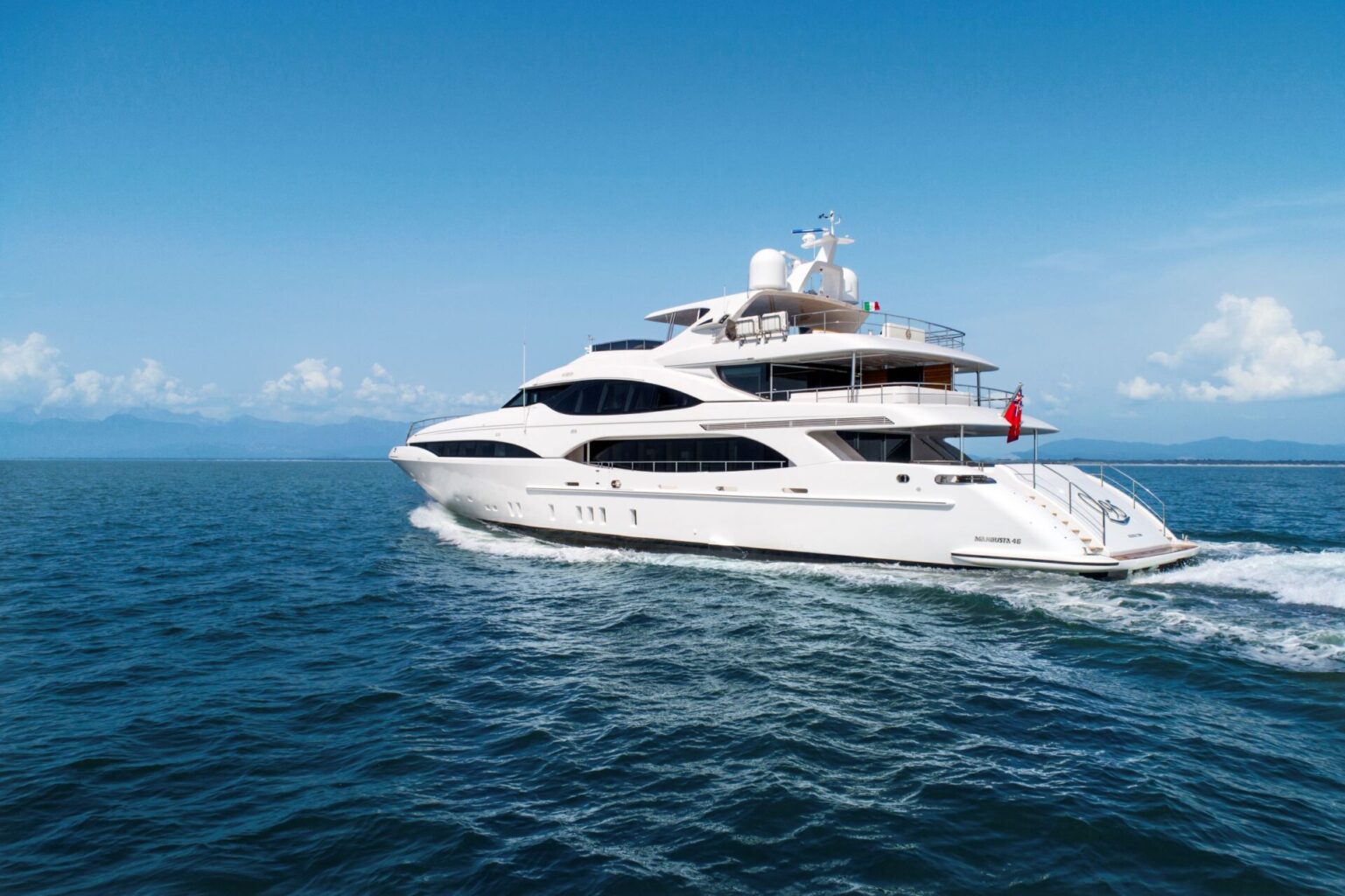 Mangusta Oceano 46 - סטרים יאכטות