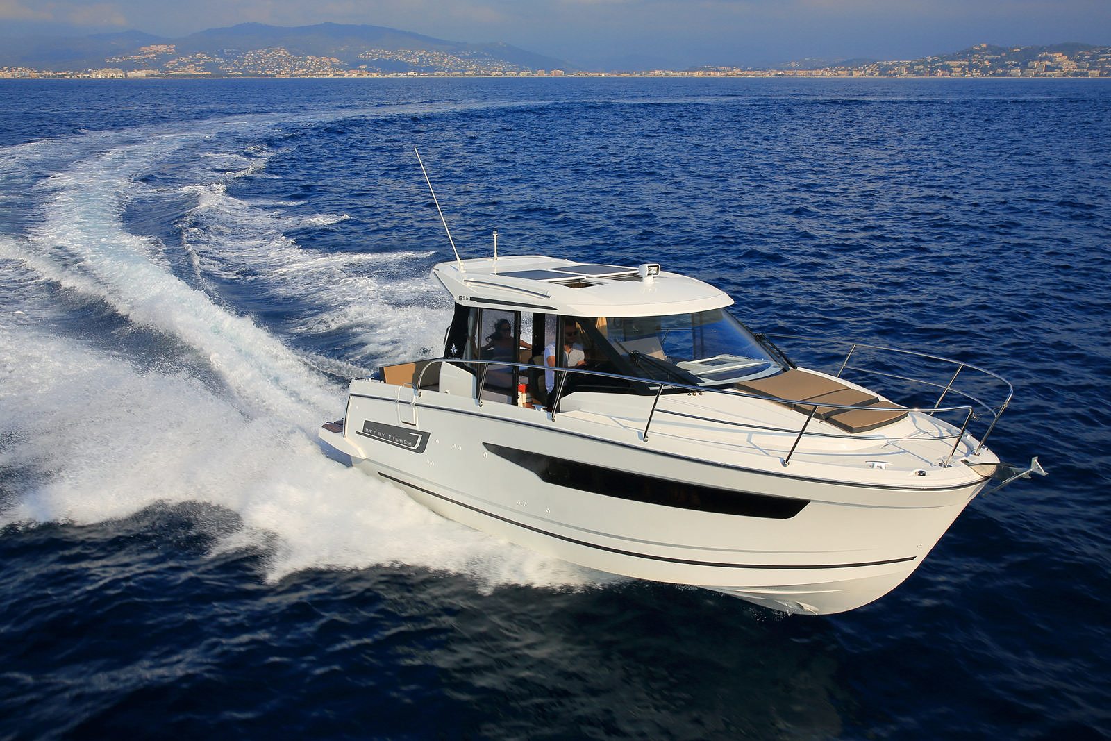 סירת מנוע JEANNEAU MERRY FISHER 895 - Jeanneau Merry Fisher 895 - Stream Yachts