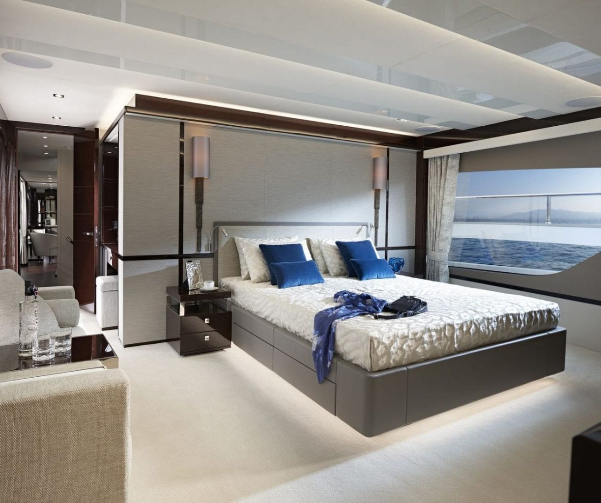 יאכטה Sunseeker Yacht 95 - סטרים יאכטות