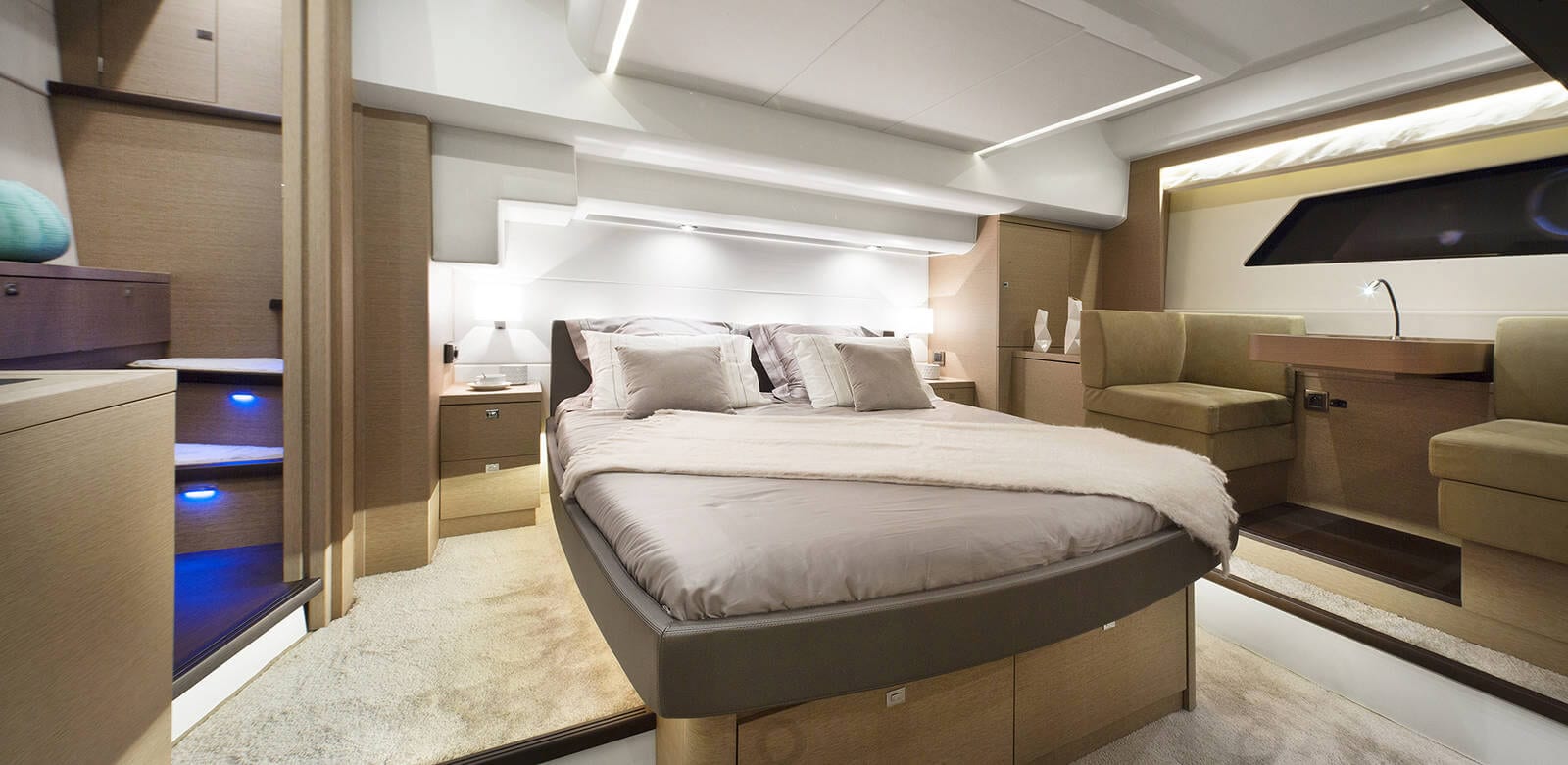 יאכטה Prestige 560 Sport - Prestige 560 Sport - Stream Yachts