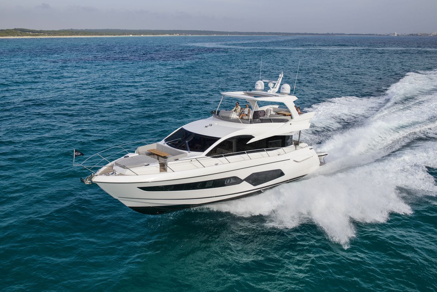 יאכטה Sunseeker Manhattan 66 - יאכטה Sunseeker Manhattan 66 - סטרים יאכטות